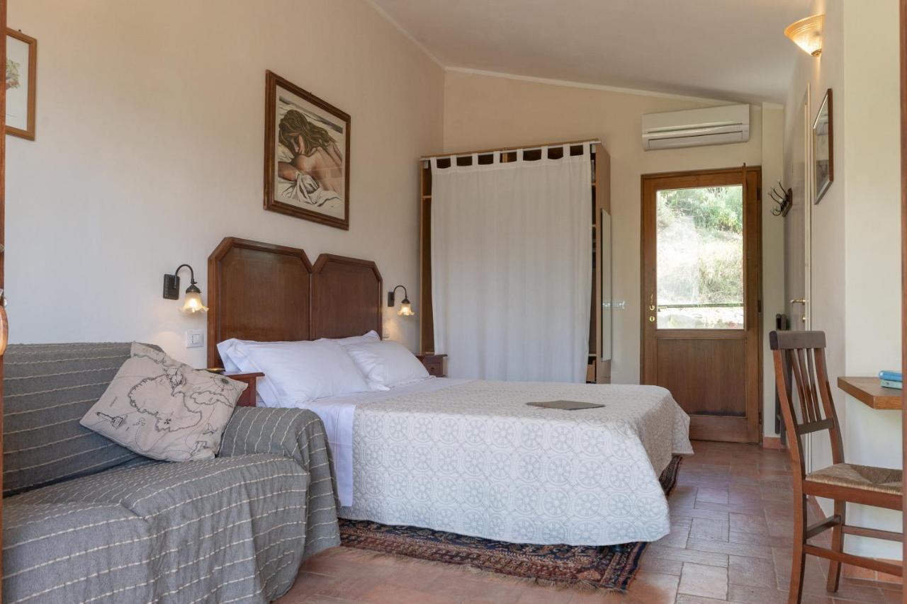 Agriturismo Fontenuova サトゥルニア エクステリア 写真